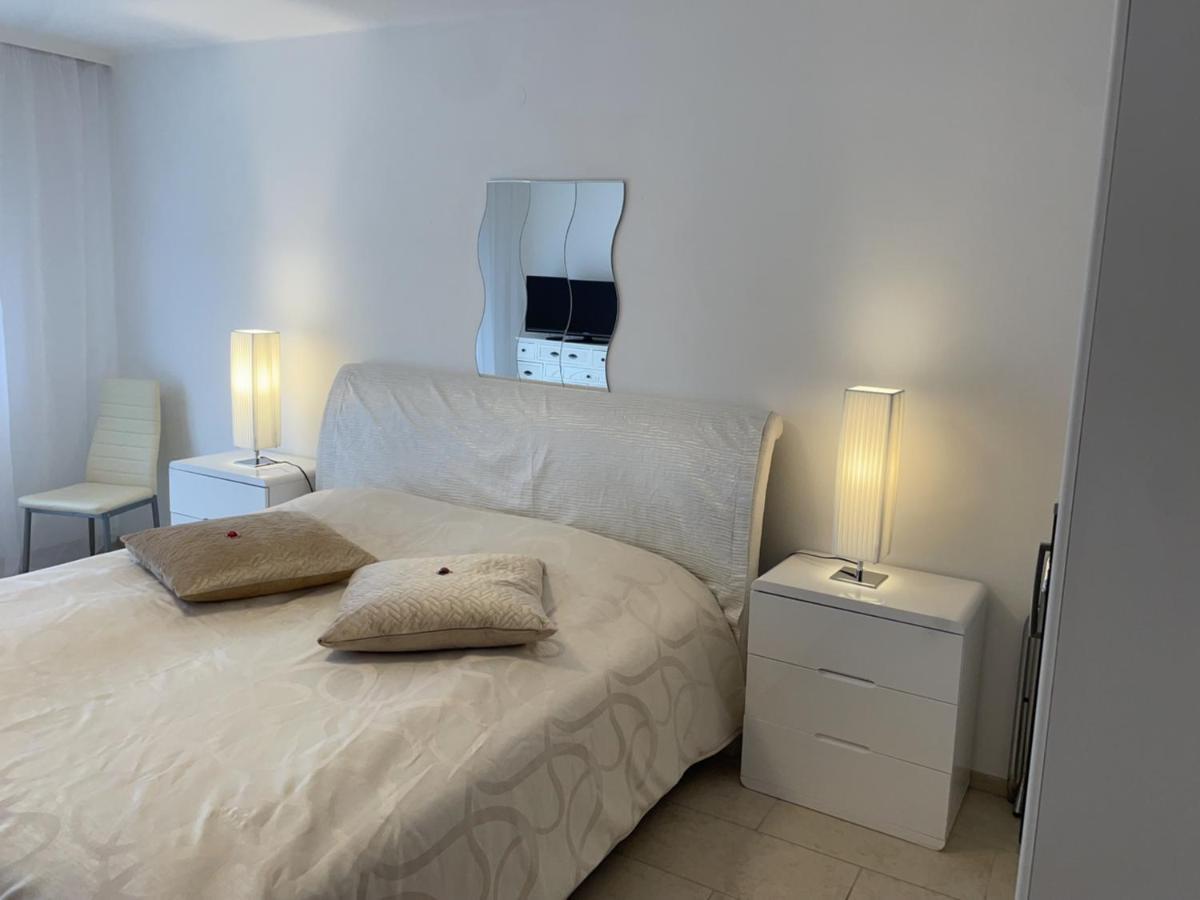 Seehaus "Kaernten Inn" Mit Direktem Seezugang Und E-Ladestation Bodensdorf Esterno foto