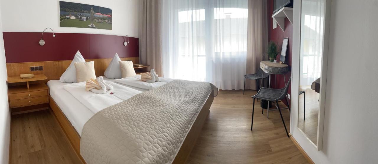 Seehaus "Kaernten Inn" Mit Direktem Seezugang Und E-Ladestation Bodensdorf Esterno foto
