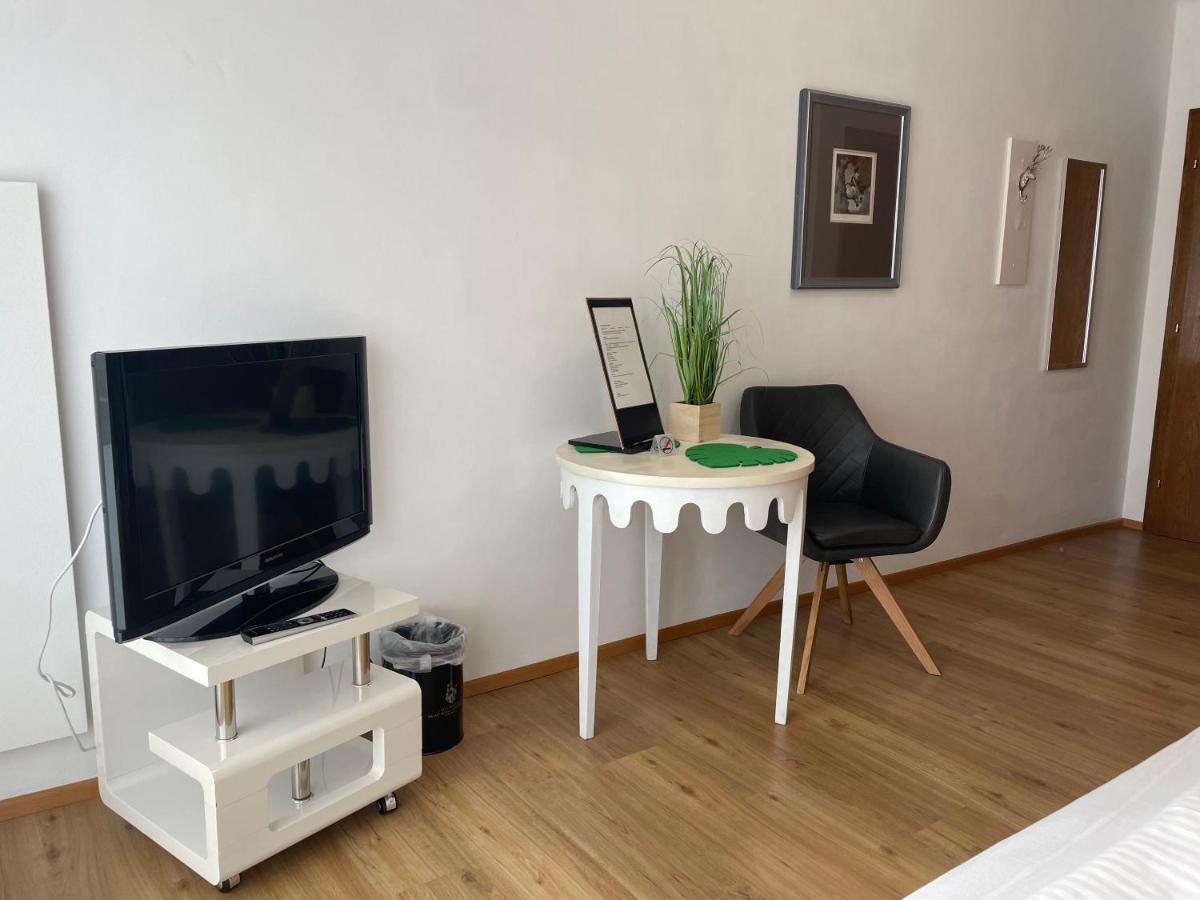 Seehaus "Kaernten Inn" Mit Direktem Seezugang Und E-Ladestation Bodensdorf Esterno foto
