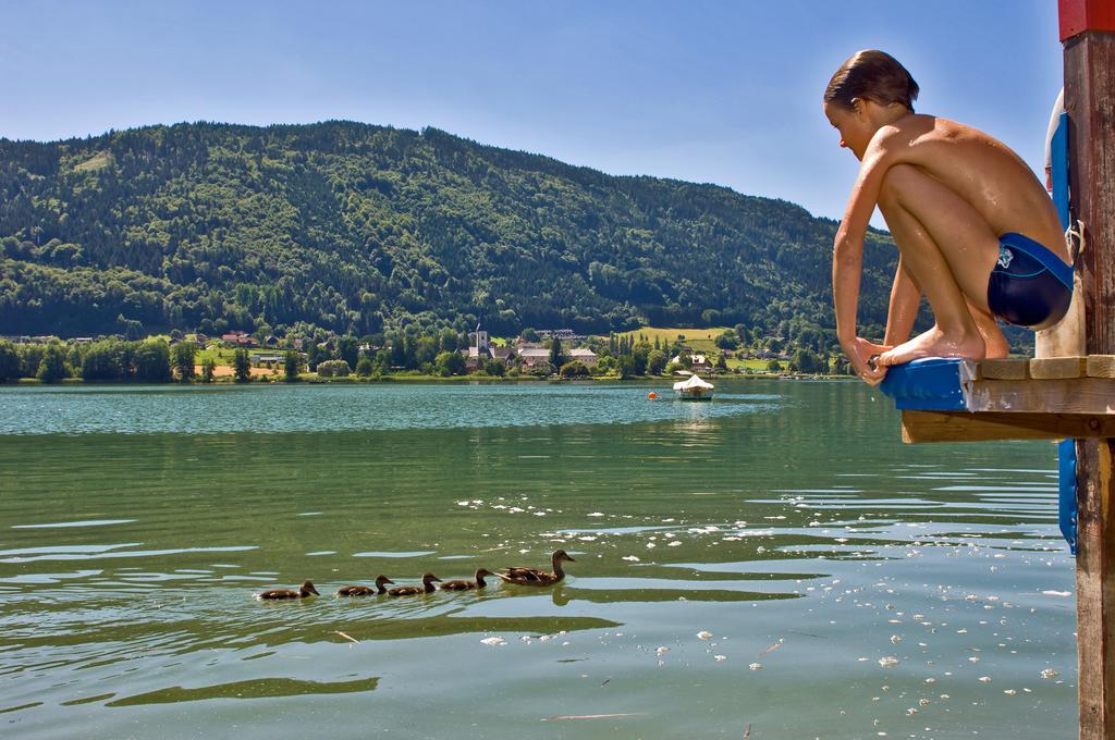 Seehaus "Kaernten Inn" Mit Direktem Seezugang Und E-Ladestation Bodensdorf Esterno foto
